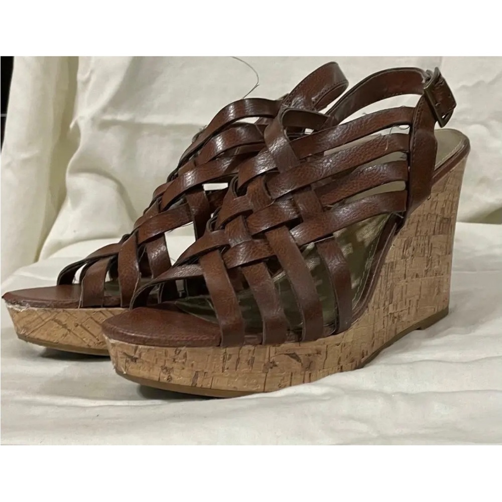 Womens size 9 cork look wesge strappy sandal brown summer vacation shoe